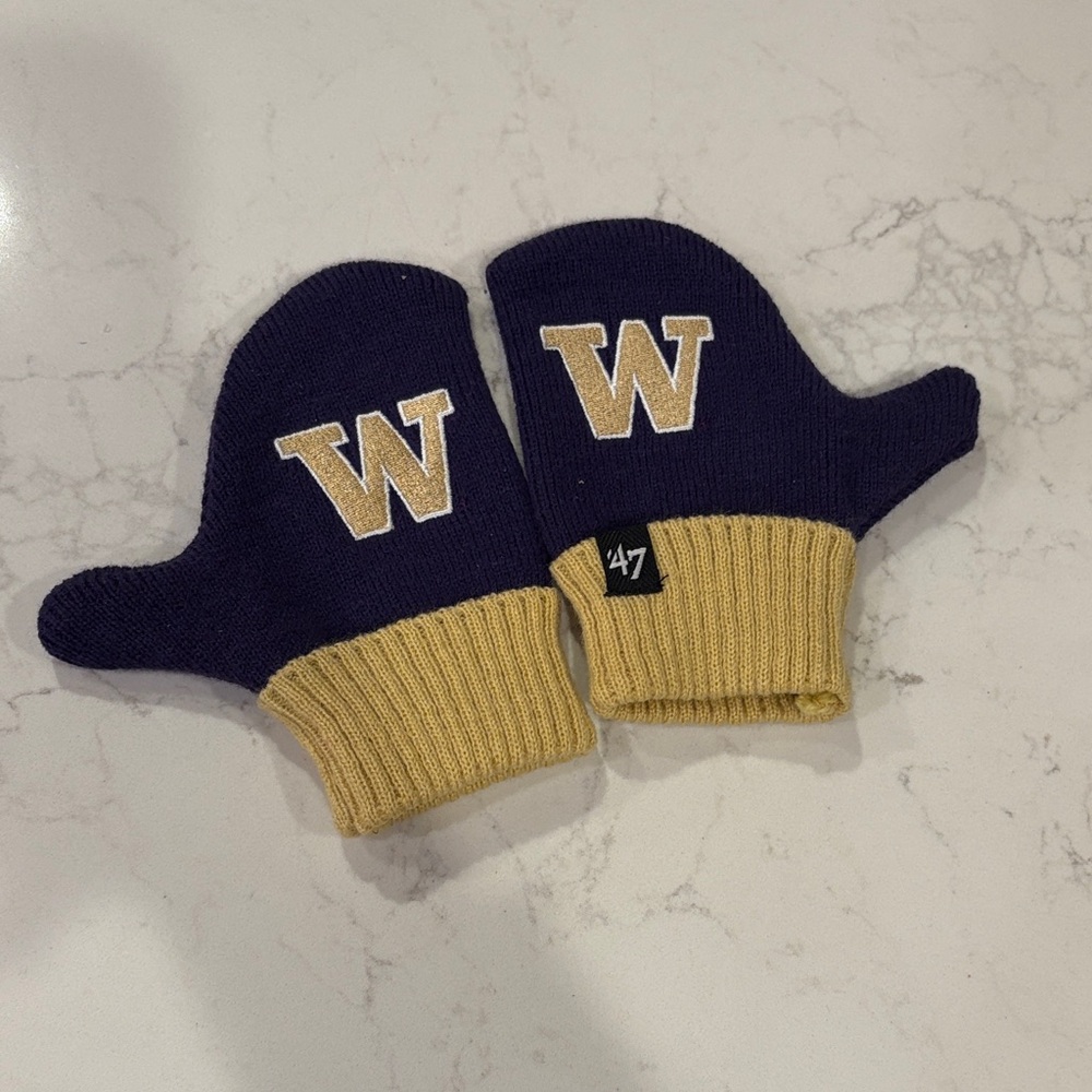 47 Brand Purple and Gold Washington toddler Mittens